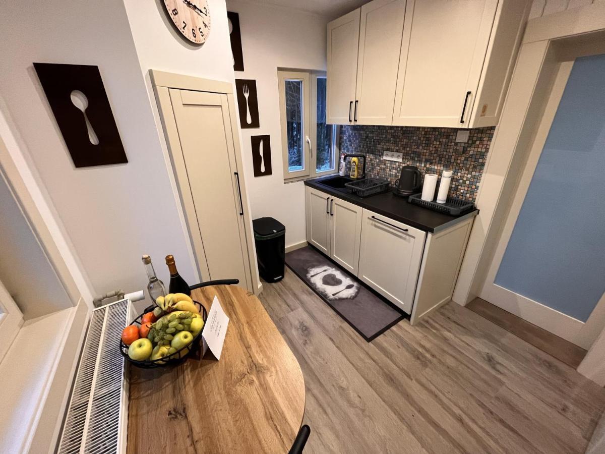 Chata Reina Villa Puste Pole Eksteriør bilde